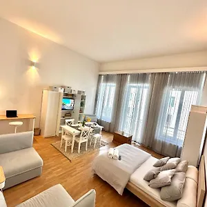 European Comission Beautiful Studio Appartement Brussel
